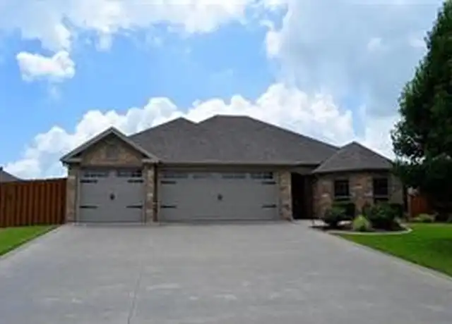 Property at 3501 SW Windy Way Ave, Bentonville, AR, 72713, 4 beds, 2 baths, [object Object]