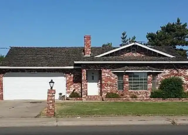 Property at 2924 Colorado Ave, Turlock, CA, 95382, 3 beds, 2 baths, [object Object]