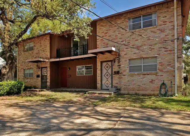 Property at 206 Park Ln Unit B, Austin, TX, 78704, 2 beds, 1.5 baths, [object Object]