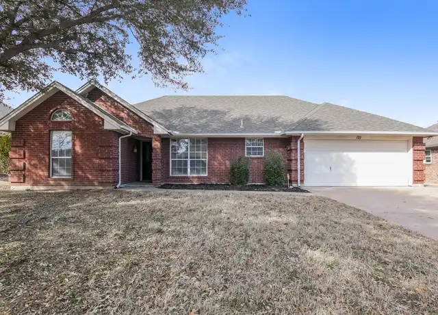 Property at 121 Downwood Dr, Burleson, TX, 76028, 3 beds, 2 baths, [object Object]
