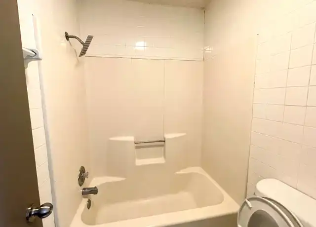 Property at 301 E 4th St Unit 5, Weslaco, TX, 78596, 1 bed, 1 bath, [object Object]