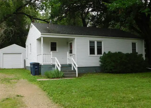 Property at 1504 Edgemoor St, El Dorado, KS, 67042, 3 beds, 1 bath, [object Object]