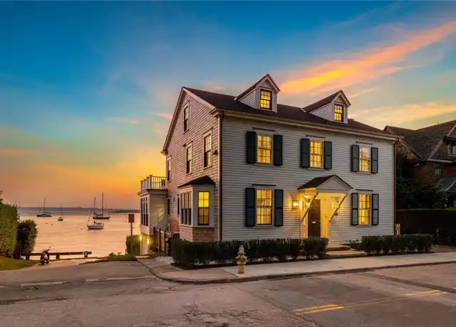 Property at 96 Washington St, Newport, RI, 02840, 5 beds, 4.5 baths, [object Object]