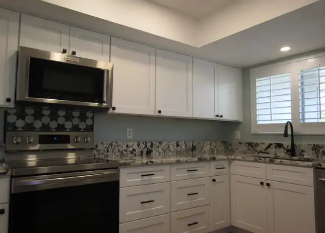 Property at 259 Fenwick Dr #38, Venice, FL, 34285, 2 beds, 2 baths, [object Object]