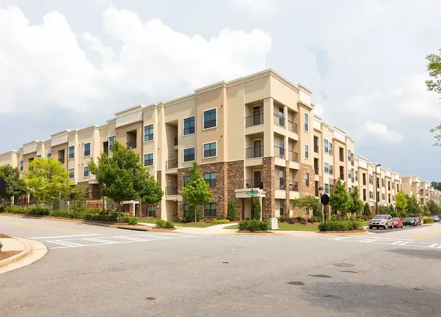 Photo of 481 Northolt Pkwy, Suwanee, GA 30024