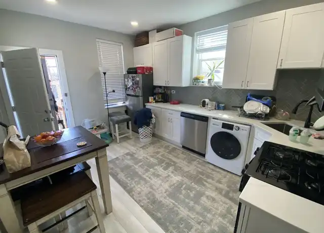 Property at 1007 N California Ave Unit 3R, Chicago, IL, 60622, 2 beds, 1 bath, [object Object]