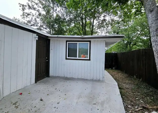 Property at 101 S Lockhart St Unit C, Manor, TX, 78653, 2 beds, 1 bath, [object Object]