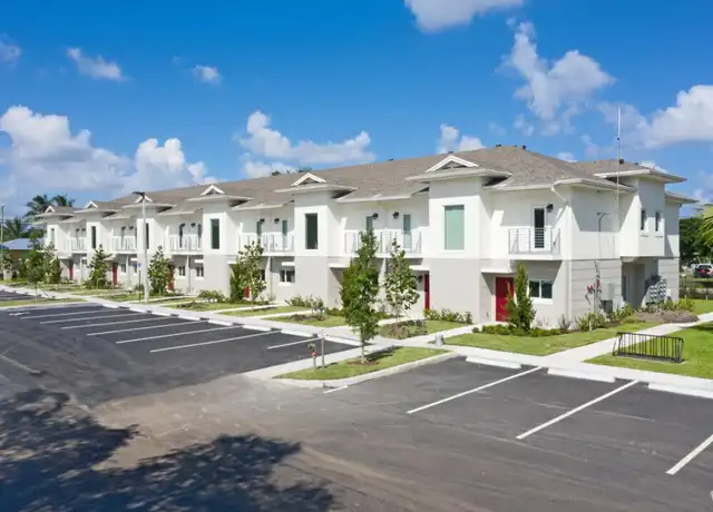 Property at 3902 Melaleuca Ln, Lake Worth Beach, FL, 33461, 3 beds, 3 baths, [object Object]