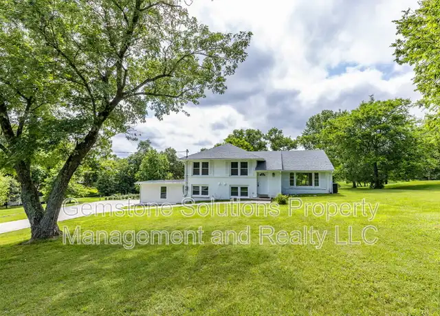 Property at 104 Anchor Dr, Hendersonville, TN, 37075, 8 beds, 4 baths, [object Object]
