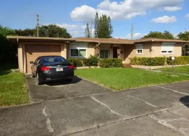 Property at 707 NE 10th St Unit 5, Hallandale Beach, FL, 33009, 1 bed, 1 bath, [object Object]