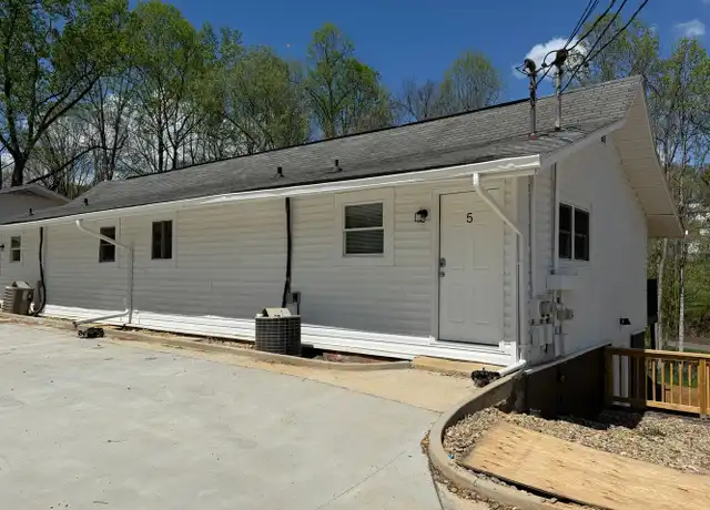 Property at 1343 Jackson Hollow Rd Unit 05, Kingsport, TN, 37663, 1 bed, 1 bath, [object Object]