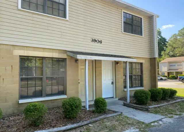 Property at 3906 SW 26th Ter Unit D, Gainesville, FL, 32608, 2 beds, 1.5 baths, [object Object]