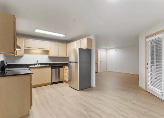 Property at Reflections at the Park - 11510 NE 112th Dr, Vancouver, WA, 98662, 1-2 bed, 1 bath, [object Object]