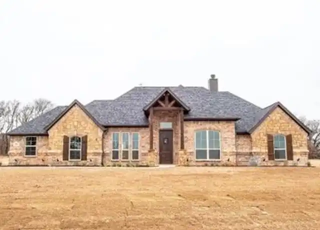 Property at 109 Creek Forest Rd, Azle, TX, 76020, 3 beds, 2 baths, [object Object]