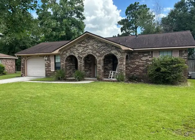 Property at 206 Village Green Cir, Summerville, SC, 29486, 3 beds, 1 bath, [object Object]