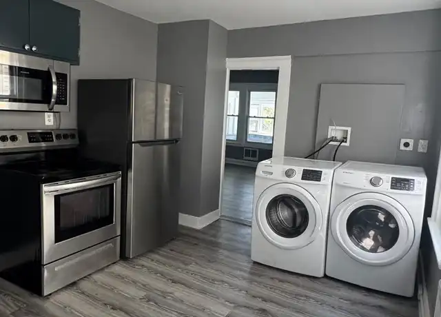 Property at 16 Vine St Unit 1, New Haven, CT, 06519, 3 beds, 1 bath, [object Object]