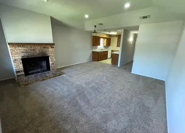 Property at 802 S Crockett St Unit F, Sherman, TX, 75090, 2 beds, 1 bath, [object Object]