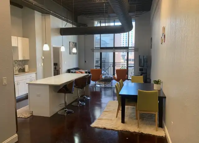 Property at 214 E Travis St #305, San Antonio, TX, 78205, 2 beds, 1 bath, [object Object]