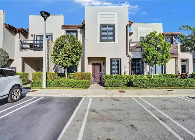 Property at 389 NE 208th Ter, Miami, FL, 33179, 3 beds, 2.5 baths, [object Object]