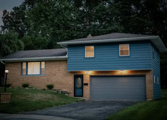 Property at 320 Bowman Dr, Kent, OH, 44240, 3 beds, 2 baths, [object Object]