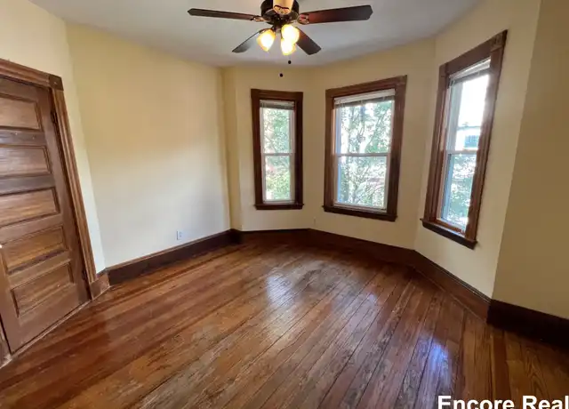 Property at 8 Sunset St Unit 3, Boston, MA, 02120, 4 beds, 1 bath, [object Object]