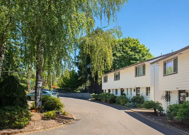 Property at Chestnut Place Apartments - 12150 SE 31st Pl, Milwaukie, OR, 97222, 1-2 bed, 1 bath, [object Object]