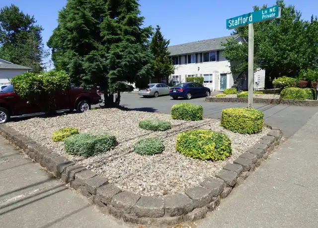 Property at 113 Stafford Ln NE Unit 123-104, Salem, OR, 97301, 2 beds, 1 bath, [object Object]