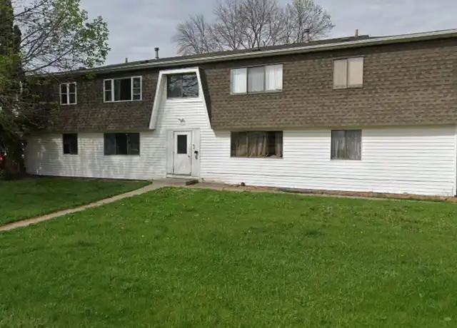 Property at 1220 Meadow Ln, Waterloo, IA, 50701, 2 beds, 1 bath, [object Object]