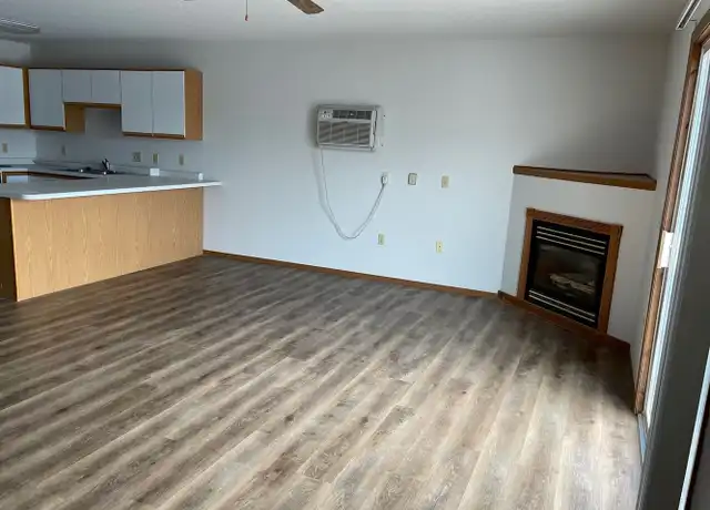 Property at 4923 Coventry Ct Unit 10, Eau Claire, WI, 54701, 1 bed, 1 bath, [object Object]