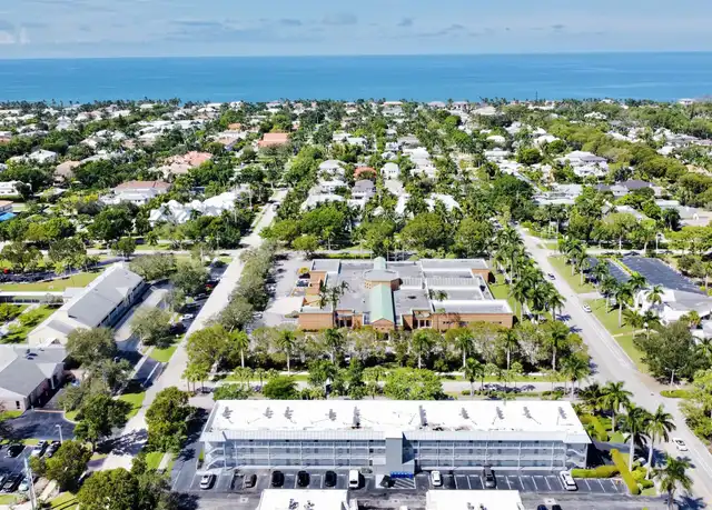 Property at 72 7th St S #306, Naples, FL, 34102, 1 bed, 1 bath, [object Object]