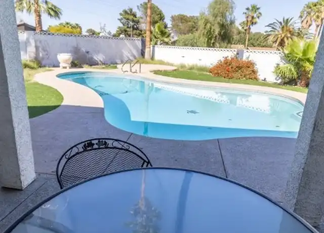 Property at 2728 Topaz Ct, Las Vegas, NV, 89121, 6 beds, 2 baths, [object Object]