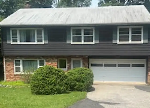 Property at 140 Springbrook Trl, Sparta, NJ, 07871, 3 beds, 2 baths, [object Object]