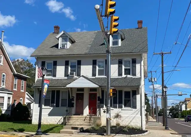 Property at 235 E Main St Unit 1F, Lansdale, PA, 19446, 2 beds, 1 bath, [object Object]