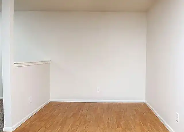 Property at Turning Leaf - 1311 N Cleveland Ave, Sioux Falls, SD, 57103, 1-2 bed, 1 bath, [object Object]