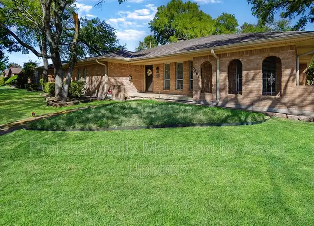 Property at 5861 Marview Ln, Dallas, TX, 75227, 3 beds, 2 baths, [object Object]
