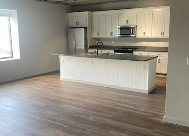 Property at 29 E Race St, Troy, OH, 45373, 2 beds, 2 baths, [object Object]