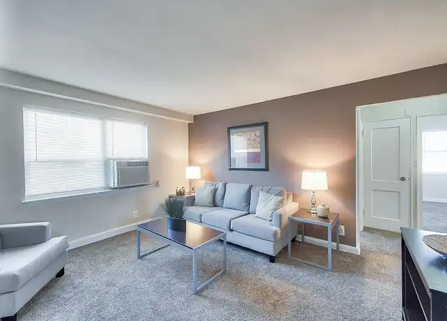 Property at Maplewood Apartments - 956 Argonne Dr, Baltimore, MD, 21218, 0-1 beds, 1 bath, [object Object]