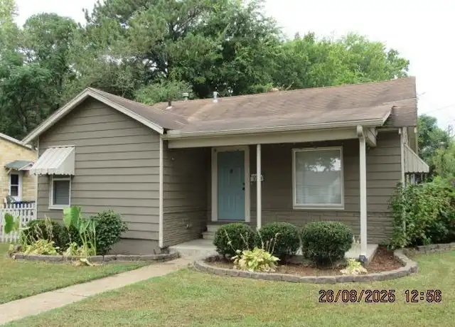Property at 1039 Faulkner St, Conway, AR, 72034, 2 beds, 1 bath, [object Object]