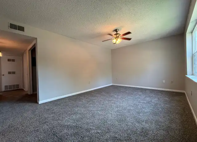 Property at 28 Stoneybrook Ln Unit 12, Searcy, AR, 72143, 2 beds, 1.5 baths, [object Object]
