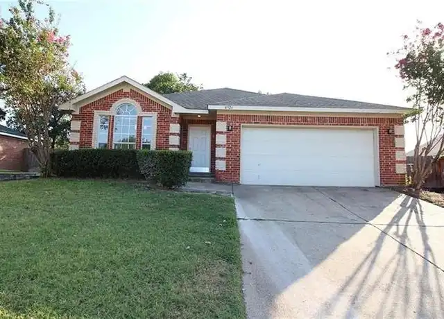 Property at 4926 Brazoswood Cir, Arlington, TX, 76017, 4 beds, 2 baths, [object Object]