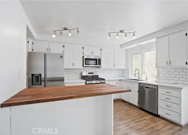 Property at 26398 Waterford Cir Unit CI57, Lake Forest, CA, 92630, 2 beds, 2.5 baths, [object Object]