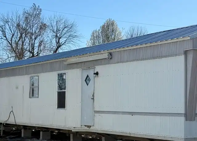 Property at 2081 Oakshire Rd Unit 40, Union City, TN, 38261, 2 beds, 2 baths, [object Object]