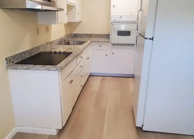 Property at 1099 Roewill Dr Unit 3, San Jose, CA, 95117, 1 bed, 1 bath, [object Object]