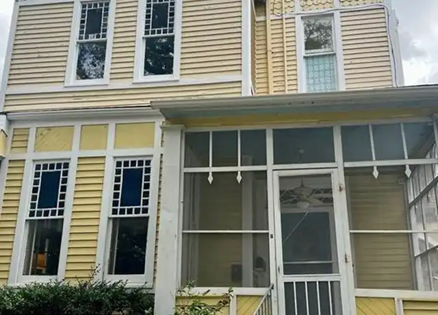 Property at 8005 Saint Charles Ave Unit F, New Orleans, LA, 70118, 1 bed, 1 bath, [object Object]