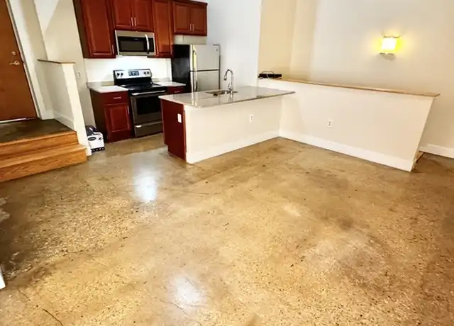 Property at 613 N Lombardy St Unit 204, Richmond, VA, 23220, 2 beds, 2 baths, [object Object]