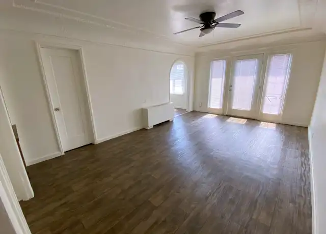 Property at 120 S 300 E Unit 406, Salt Lake City, UT, 84111, 0 beds, 1 bath, [object Object]