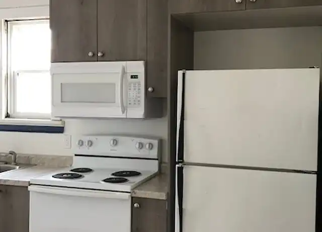 Property at 1218 N 19th Ave E, Duluth, MN, 55812, 3 beds, 1.5 baths, [object Object]