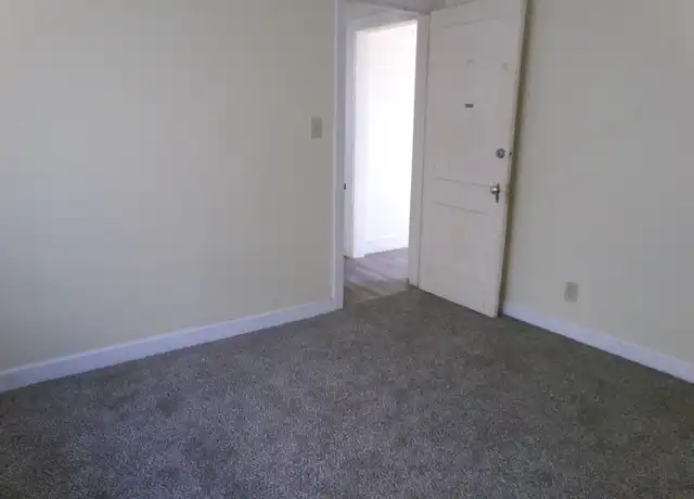 Property at 1218 N 19th Ave E, Duluth, MN, 55812, 3 beds, 1.5 baths, [object Object]
