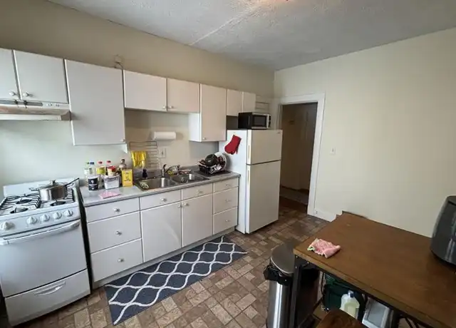 Property at 27 Forest St, Cambridge, MA, 02140, 3 beds, 1 bath, [object Object]