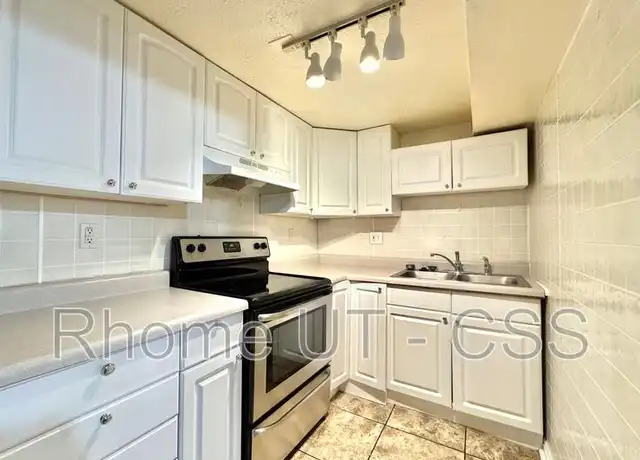 Property at 4274 S 2300 E, Holladay, UT, 84124, 2 beds, 1 bath, [object Object]
